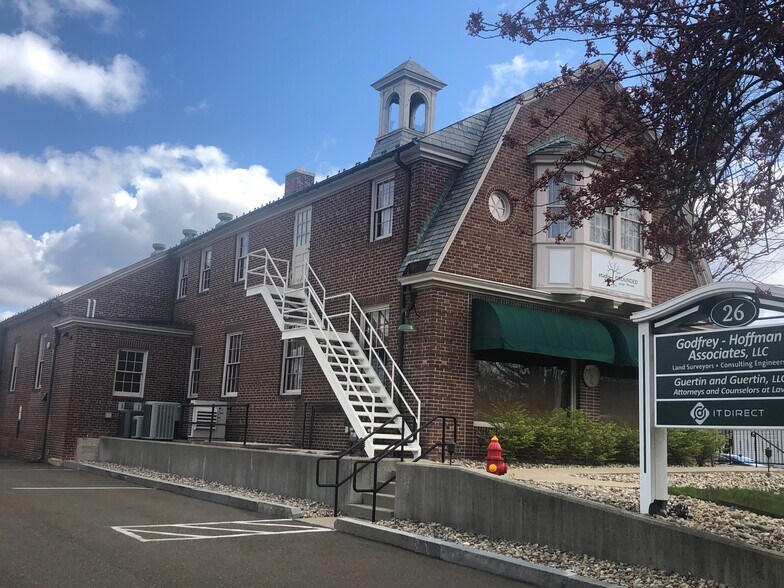 More Photos Of 26 Broadway, North Haven Loft Creative Space For Lease