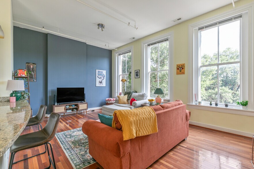 More Photos Of 119-123 E Broad St, Richmond Apartments For Sale