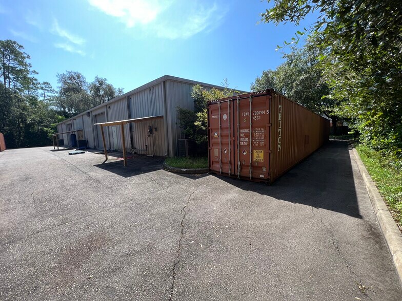 More Photos Of 1908-1910 NW 67th Pl, Gainesville Light Manufacturing For Sale