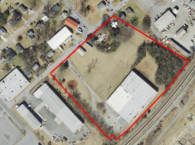 More Photos Of 201 Perrow St, Altavista Warehouse For Lease