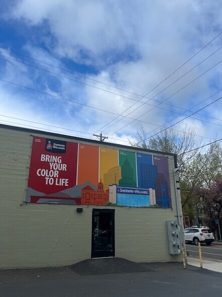 More Photos Of 1120 NW 21st Ave, Portland Storefront Retail Office For Lease