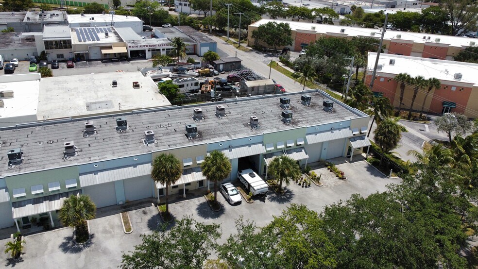 More Photos Of 1200 NE 7th Ave, Fort Lauderdale Warehouse For Lease