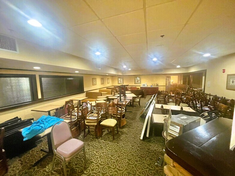 More Photos Of 1700 US-280, Phenix City Hotel For Sale