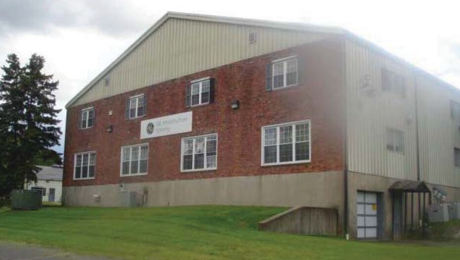 Primary Photo Of 3 Dunham Dr, New Fairfield Warehouse For Lease