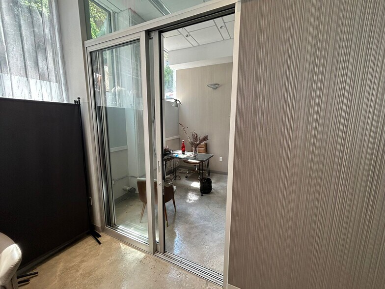 More Photos Of 70 Washington St, Brooklyn Apartments For Lease