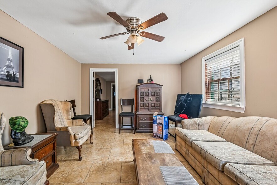 More Photos Of 906 Verret St, New Orleans Multifamily For Sale