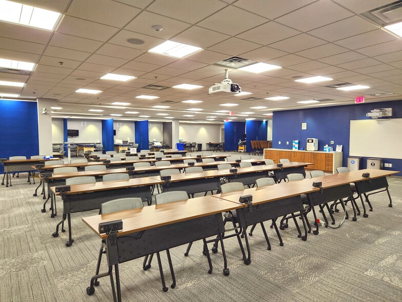 More Photos Of 14750 Sweitzer Ln, Laurel Medical For Sale