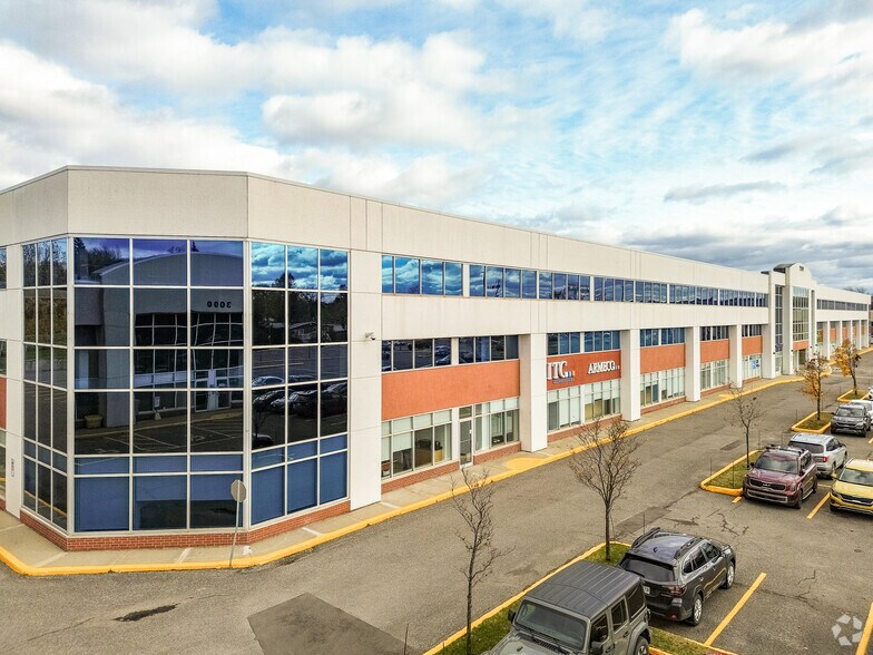 More Photos Of 2800 Av Saint-Jean-Baptiste, Québec Light Distribution For Lease