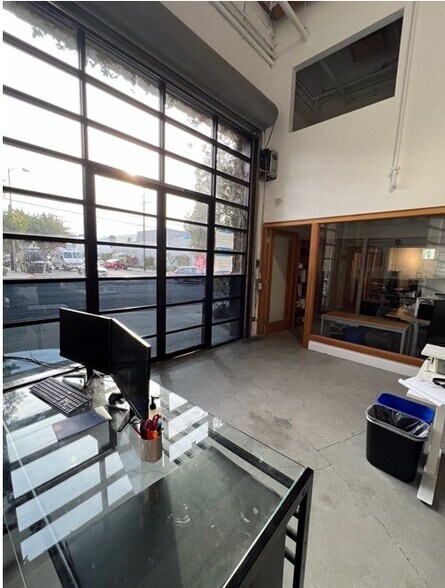 More Photos Of 3617 Hayden Ave, Culver City Loft Creative Space For Lease