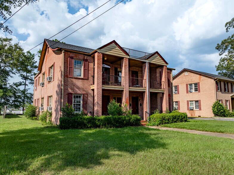 More Photos Of 515 5th Ave SE, Moultrie Apartments For Sale