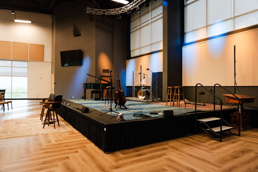 More Photos Of 1702 Chapel Hills Dr, Colorado Springs Religious Facility For Sale