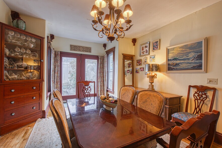 More Photos Of 28 Woodstock Ave, Putnam Specialty For Sale