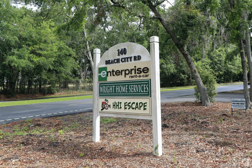 More Photos Of 140 Beach City Rd, Hilton Head Island Flex For Lease