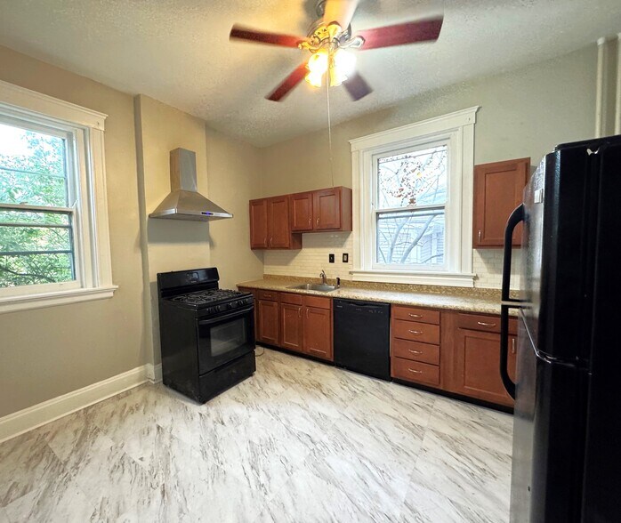 More Photos Of 3825 Eastern Ave, Cincinnati Apartments For Sale