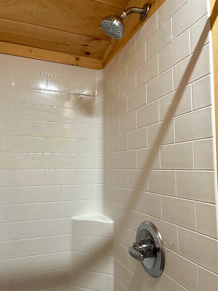 More Photos Of 20 McCarthy Rd, Brushton Apartments For Sale