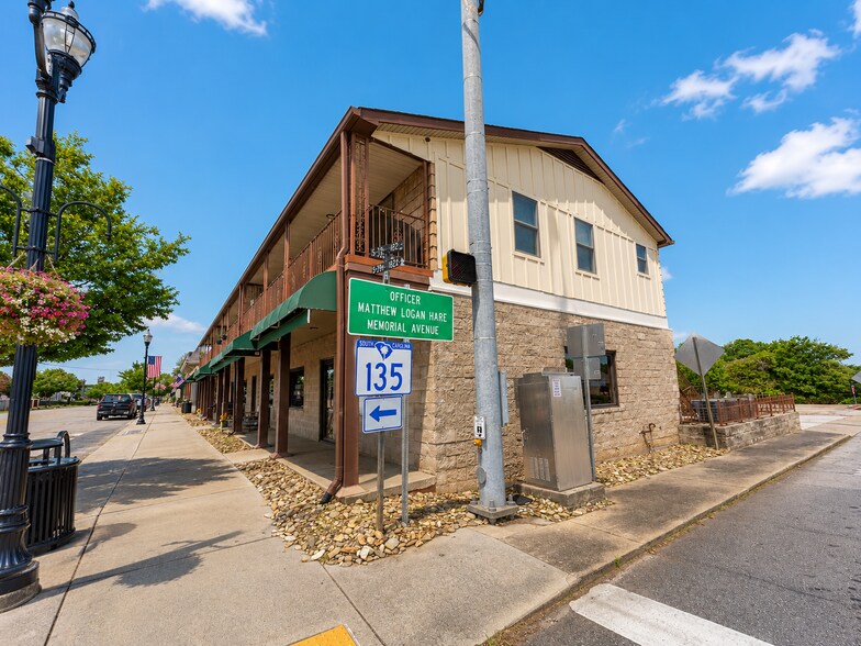 More Photos Of 100 NW Main St, Easley Storefront Retail Office For Lease
