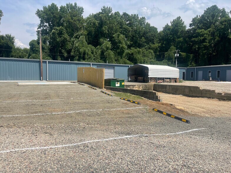 More Photos Of 1081 Fort Mill Hwy, Indian Land Warehouse For Lease
