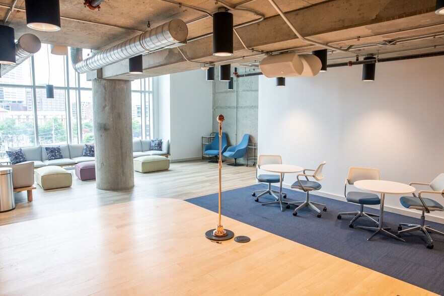 More Photos Of 800 19th Ave South, Nashville Apartments For Lease