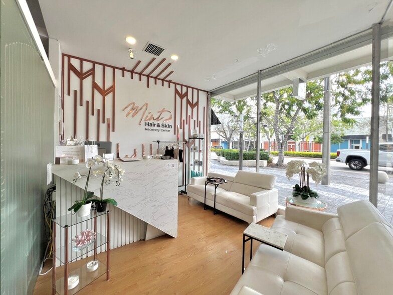 More Photos Of 355-359 Miracle Mile, Coral Gables Freestanding For Lease