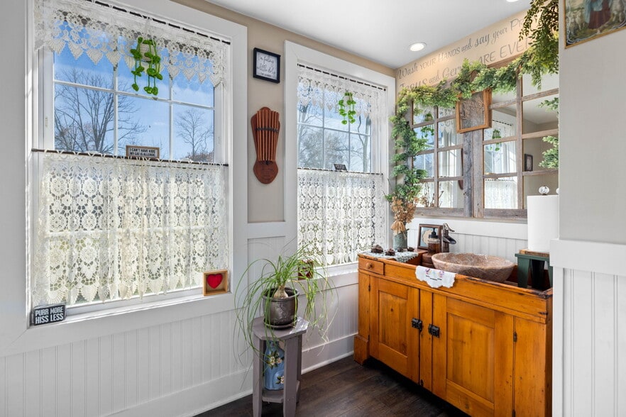 More Photos Of State Route 72, Jonestown Specialty For Sale