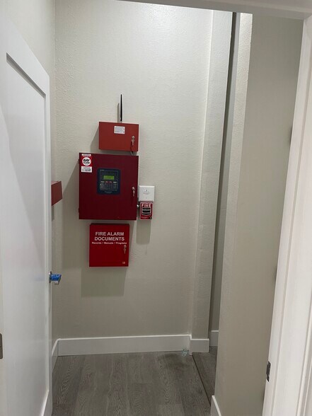 More Photos Of 123 Sycamore Ave, Manteca Medical For Lease