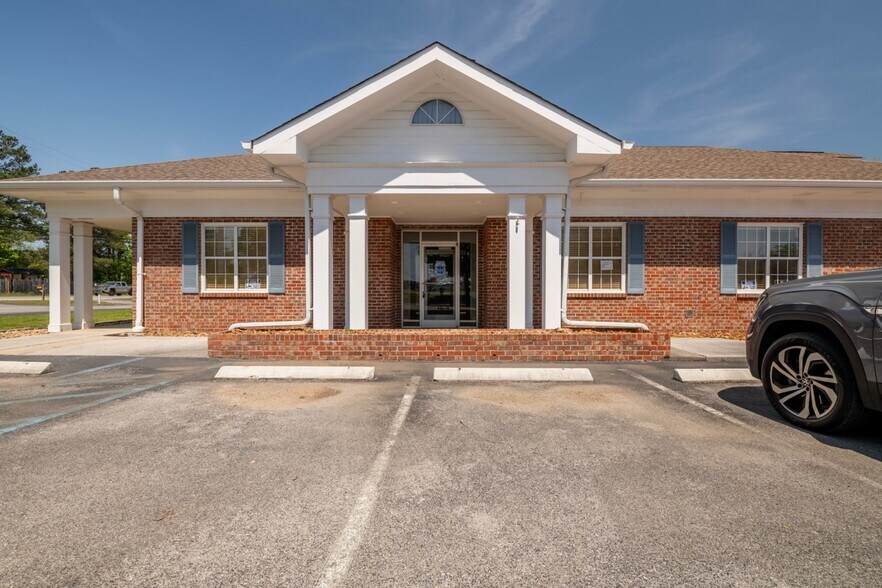 More Photos Of 2020 Mack Smith Rd, Rossville Bank For Sale