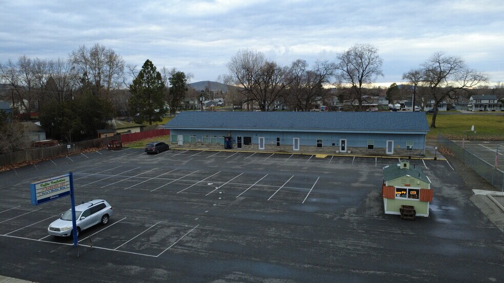 Primary Photo Of 1217 Thayer Dr, Richland General Retail For Sale