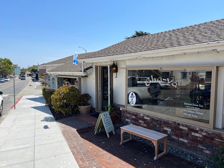 More Photos Of 587 Hartnell St, Monterey Storefront Retail Office For Lease