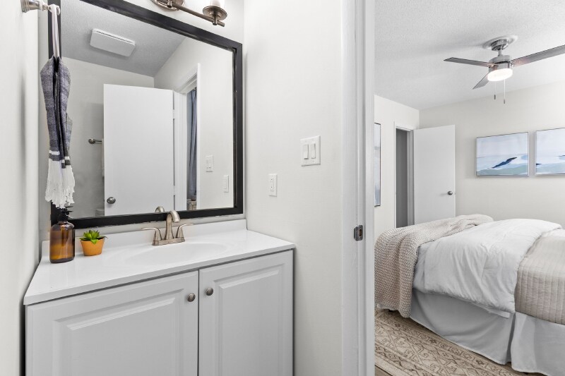 More Photos Of 366-370 W Oak Ave, Wake Forest Apartments For Sale