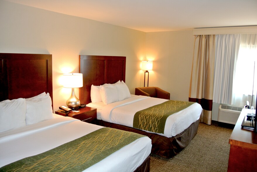 More Photos Of 6363 Oxon Hill Rd, Oxon Hill Hotel For Sale