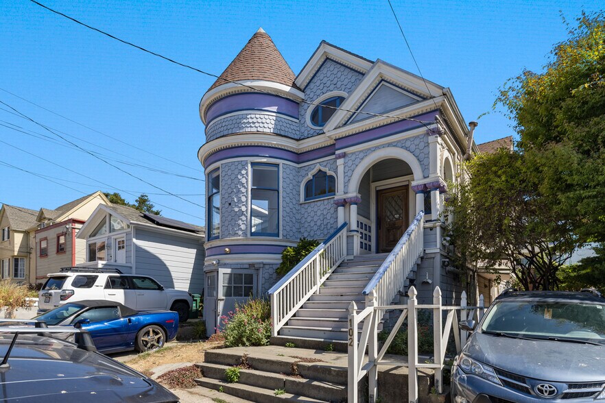 Primary Photo Of 102 Hamilton Pl, Oakland Multifamily For Sale