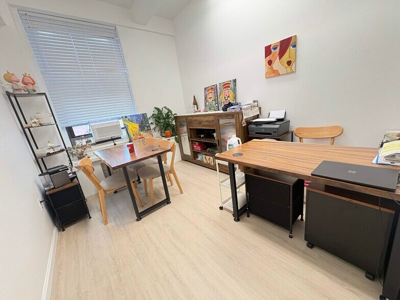 More Photos Of 3901 Main St, Flushing Office For Sale