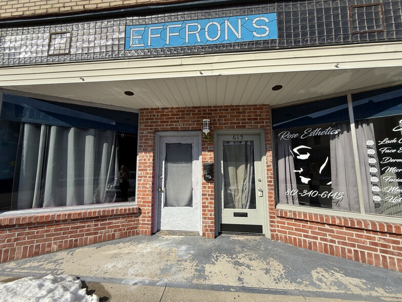 More Photos Of 615 W Main St, Mitchell Storefront For Sale