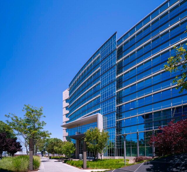 More Photos Of 1000 Enterprise Way, Sunnyvale Unknown For Lease