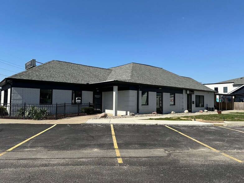 More Photos Of 7730 US Highway 42, Florence Unknown For Lease