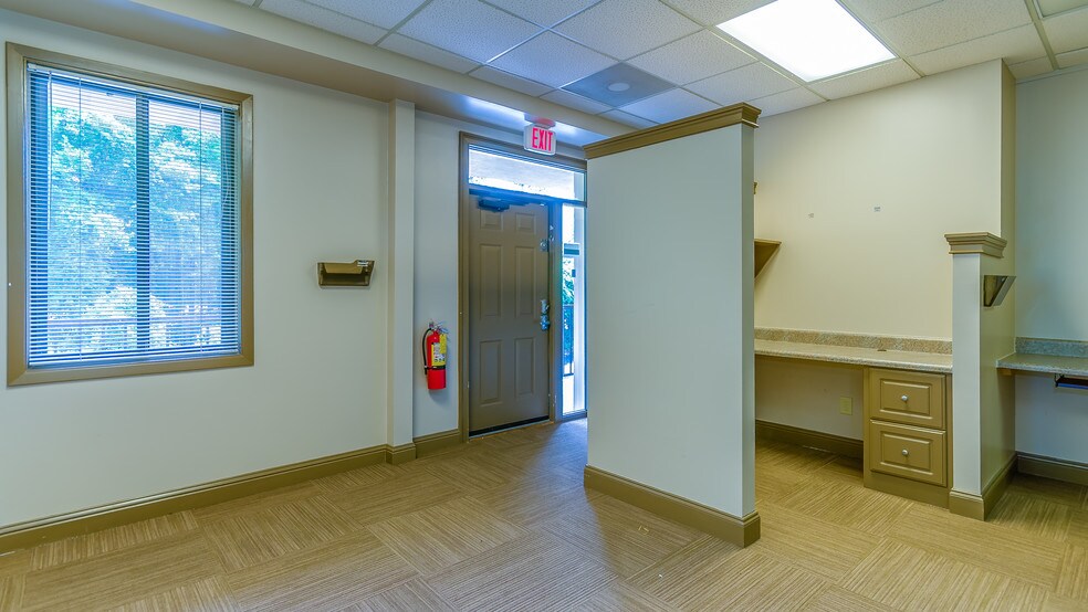 More Photos Of 1132 Hightower Trl, Atlanta Medical For Sale