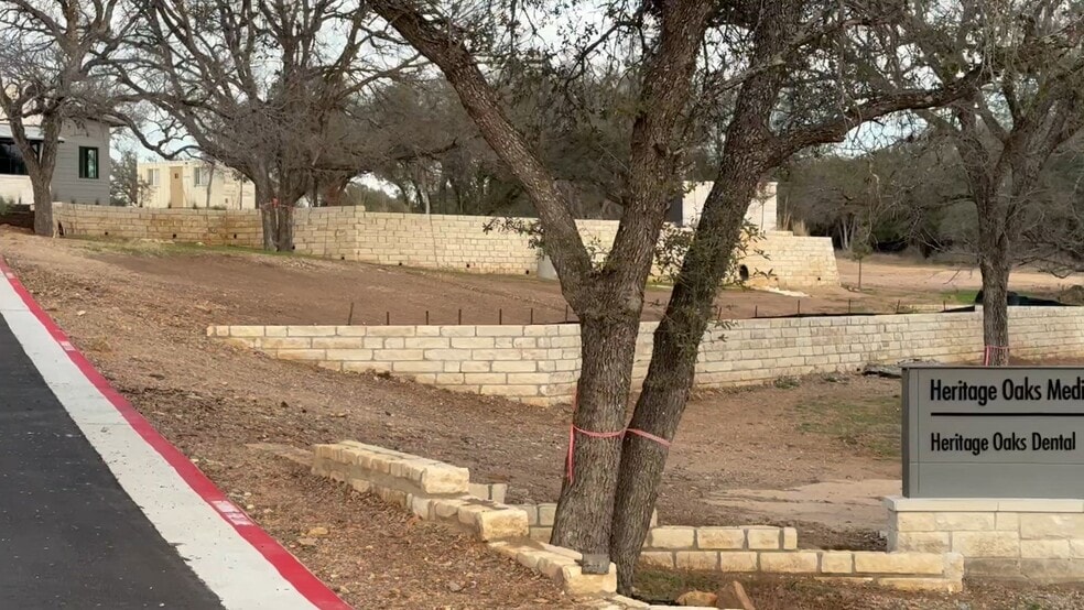 Primary Photo Of 411 12th St, Marble Falls Medical For Lease