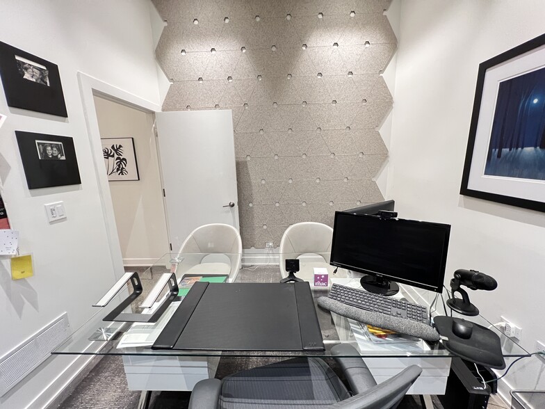 More Photos Of 1419 W Belmont Ave, Chicago Storefront Retail Residential For Lease