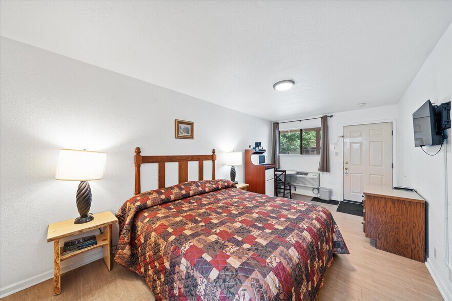 More Photos Of 37448 Main St, Burney Hotel For Sale