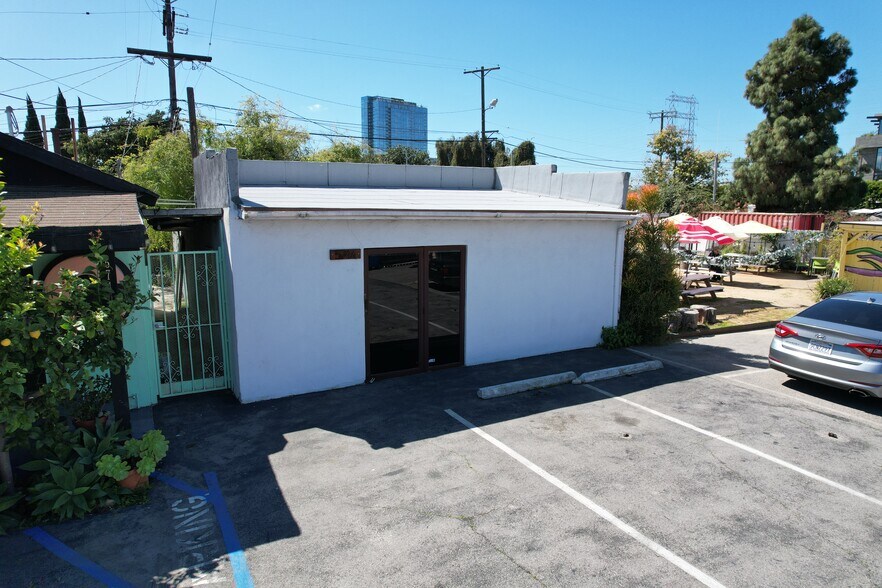 More Photos Of 5740-5754 W Adams Blvd, Los Angeles Storefront Retail Office For Lease
