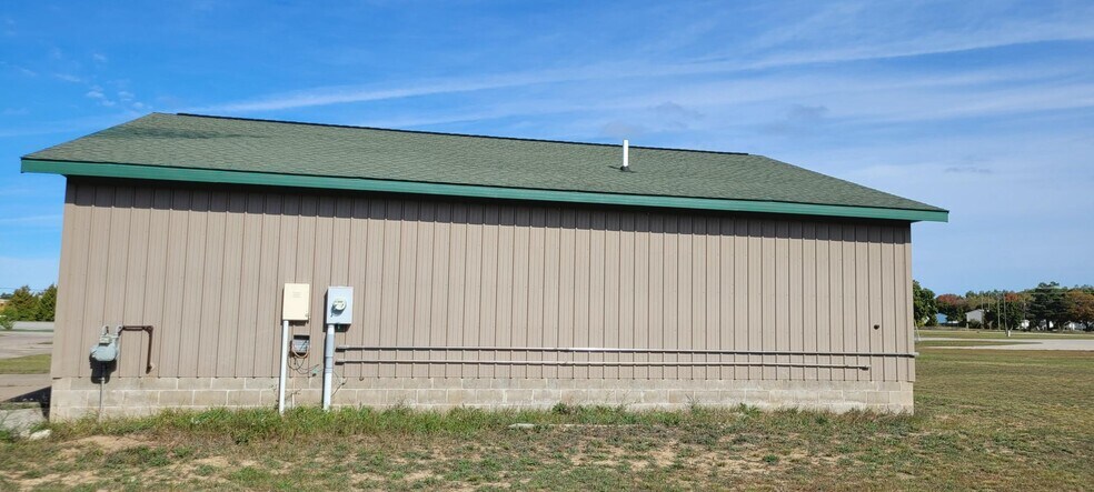 More Photos Of 16815 S Meehan St, Kincheloe Warehouse For Sale