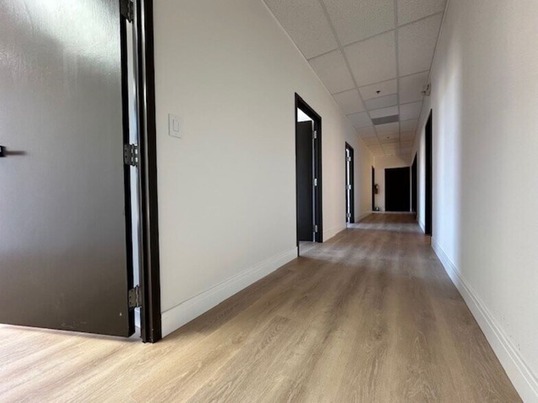 More Photos Of 300 Marquardt Dr, Wheeling Industrial For Sale