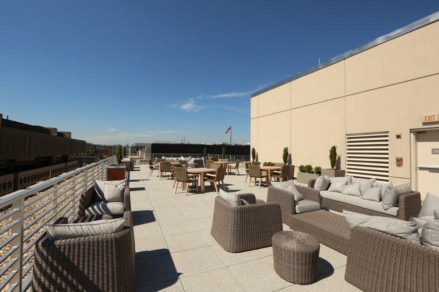 More Photos Of 505 9th St NW, Washington Office For Lease