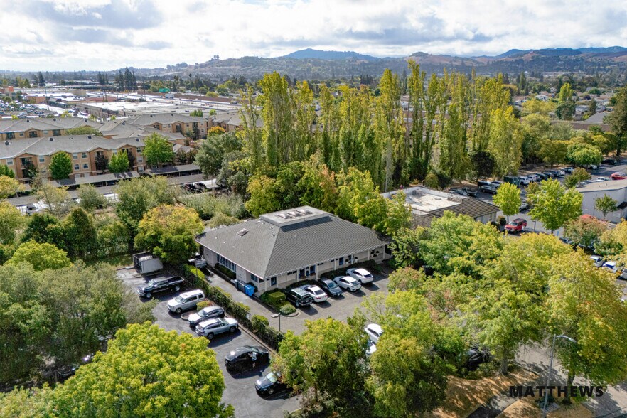 More Photos Of 131 Lynch Creek Way, Petaluma Medical For Sale