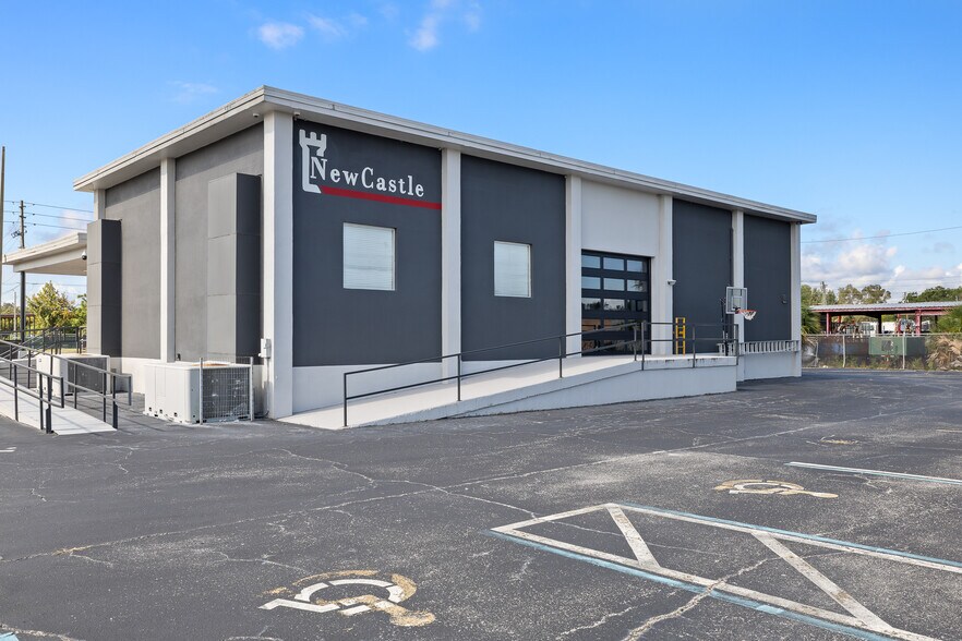 More Photos Of 611 E Bay St, Winter Garden Truck Terminal For Lease