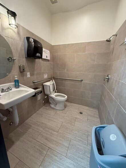 More Photos Of 7601 W Sam Houston S, Houston Storefront For Sale