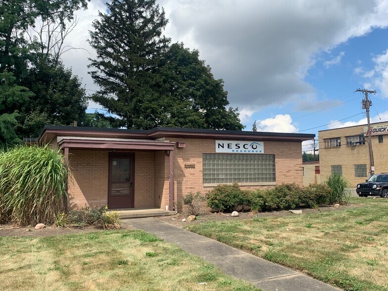 Primary Photo Of 2719 Cleveland Ave NW, Canton Office For Sale