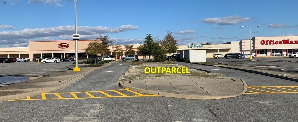 Primary Photo Of 830-834 Halstead Blvd, Elizabeth City Unknown For Lease