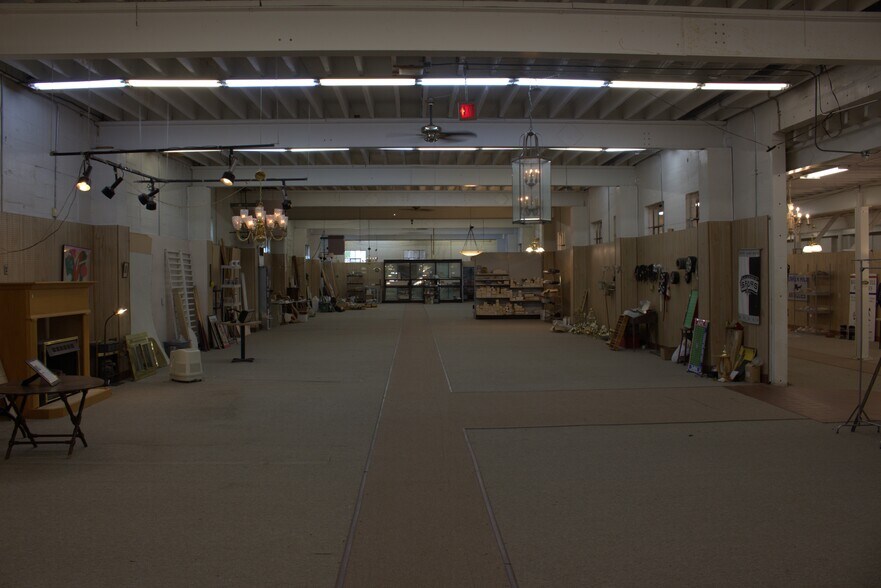 More Photos Of 144 Runnymeade rd, Bunker Hill General Retail For Sale