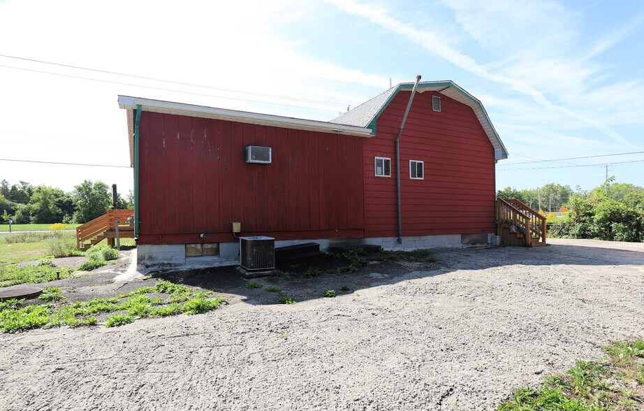 More Photos Of 2246 W Coldwater Rd, Flint Restaurant For Sale